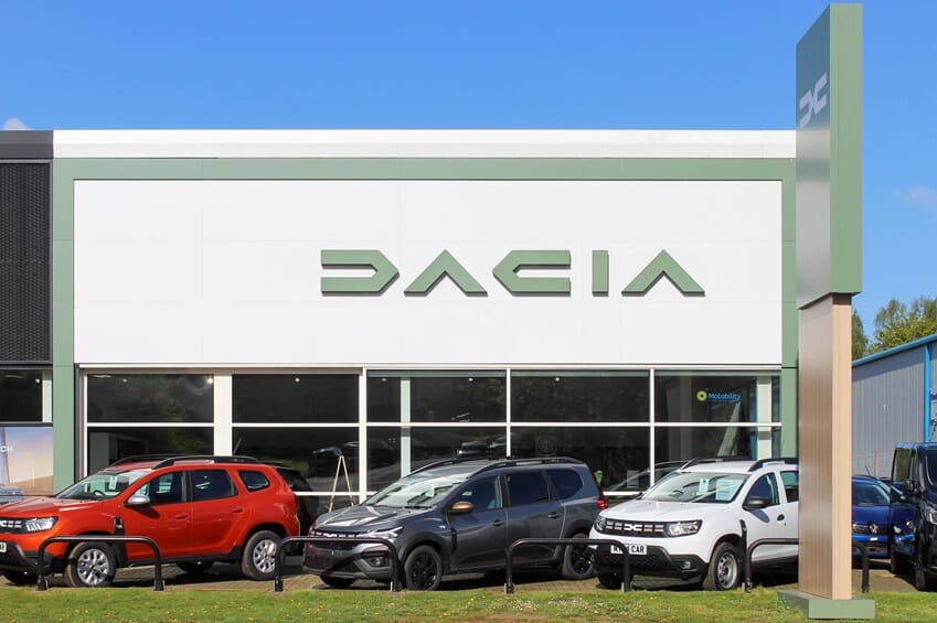 Richard Sanders Dacia Kettering
